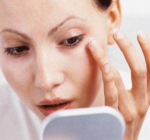 Dr. Murad Renewing Eye Cream :