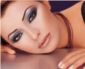 Cecile Ultra Shine Terracotta Eyeshadow :